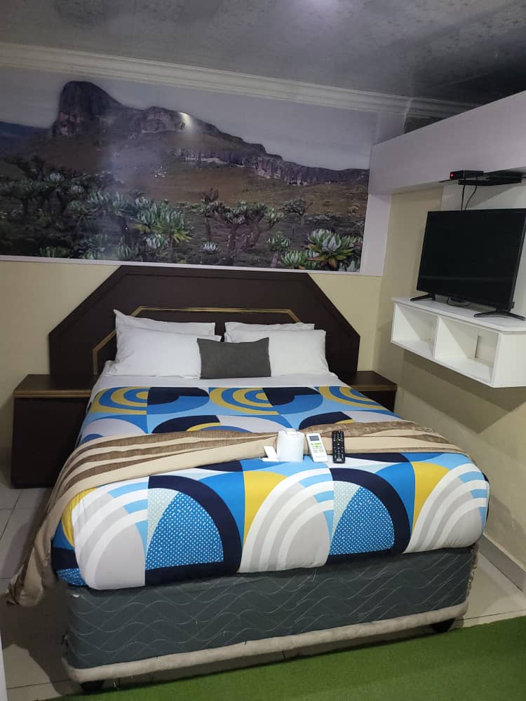 Tshedza Guest House outdoor area